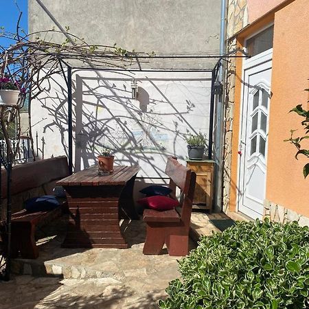 Studio Apartment Elsa Galižana Exterior foto